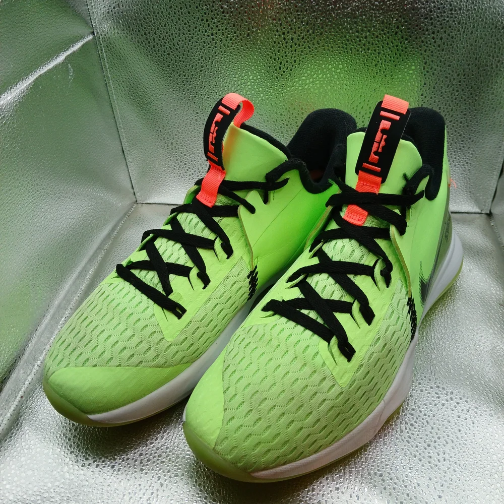 Nike Lebron Glow Green and Black Witness V Basketball Sneakers Men's Size 11